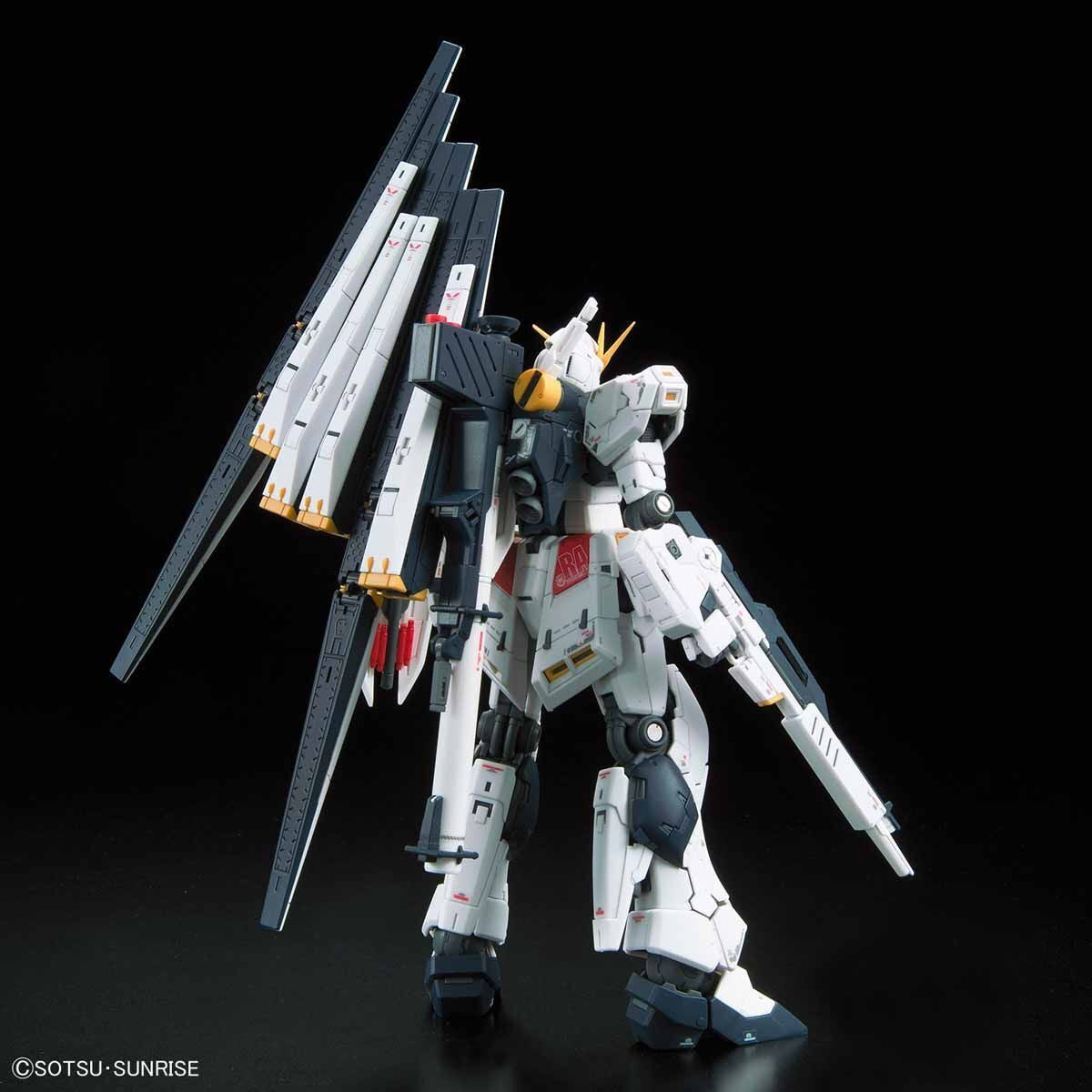 RG 1/144 Nu GUNDAM Plastic Model Kit