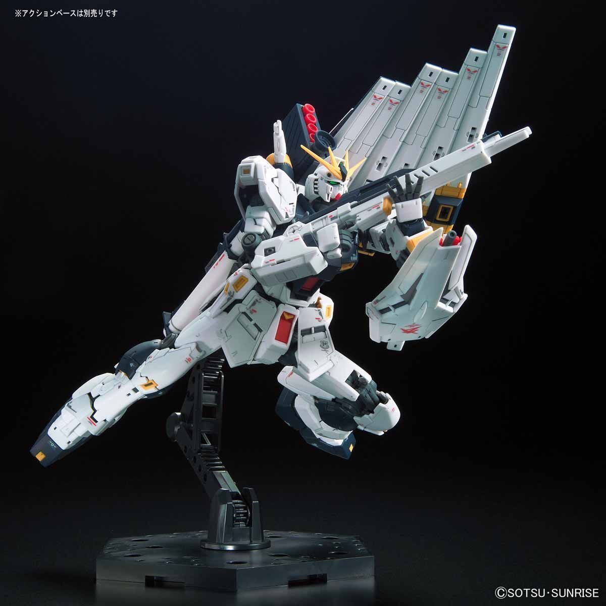 RG 1/144 Nu GUNDAM Plastic Model Kit