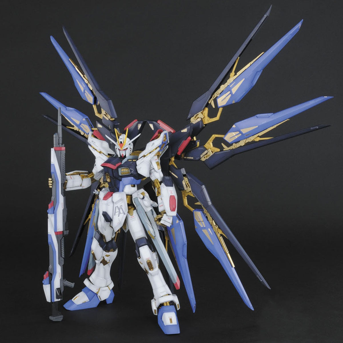 PG 1/60 Strike Freedom Gundam Plastic Model Kit